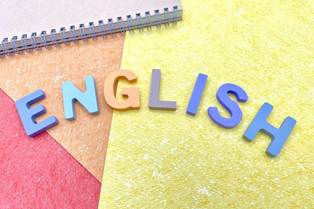 英会話で夏期講習で英語力アップ｜短期集中で成果を出す講座の選び方